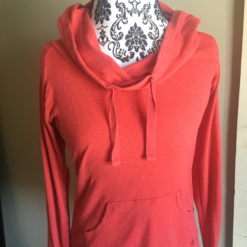 Columbia Top